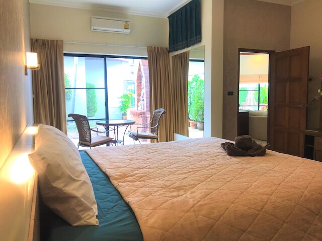 ビュー タレイ ヴィラ - パタヤ ホリデイ ハウス