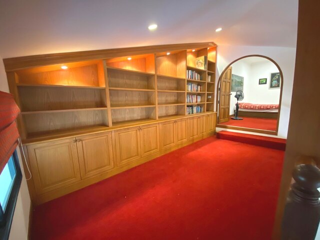 ビュー タレイ ヴィラ - パタヤ ホリデイ ハウス