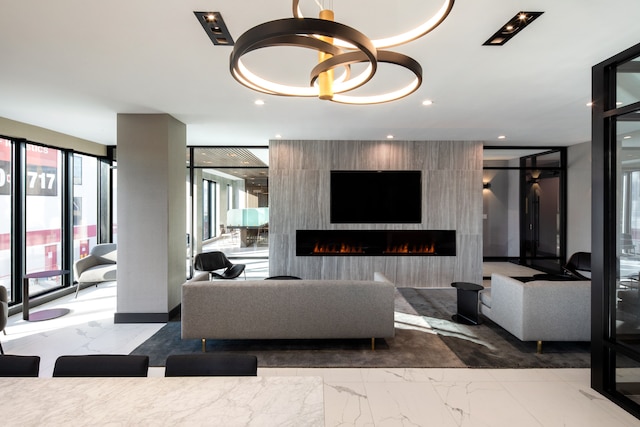 グローバル ラグジュアリー スイーツ アット ザ アーチズ