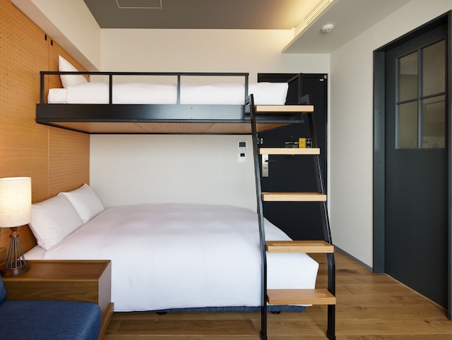 ランプ ライト ブックス ホテル 福岡