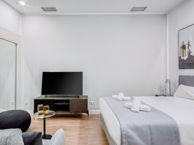 ライムホーム マドリード カジェ デ ドン ラモン デ ラ クルス