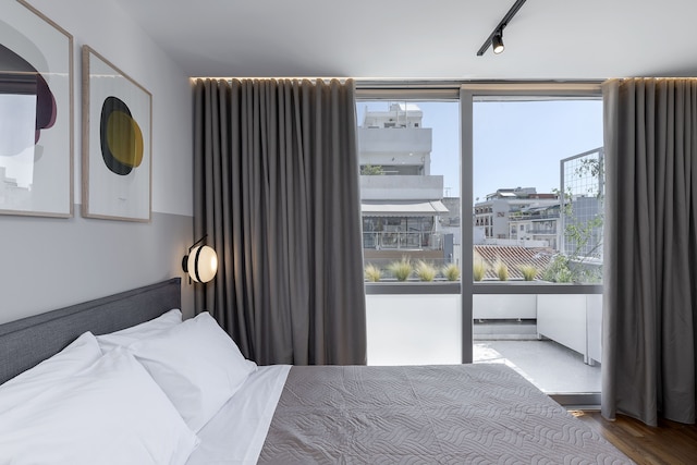 ジ アテニアンズ アート アパートメンツ