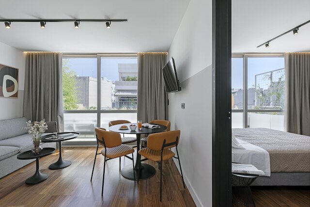 ジ アテニアンズ アート アパートメンツ