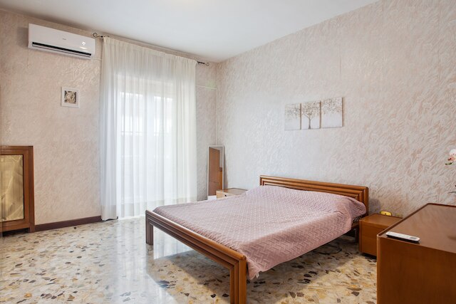 ペネ & ポモドーロ ビーチ ルーミー フラット