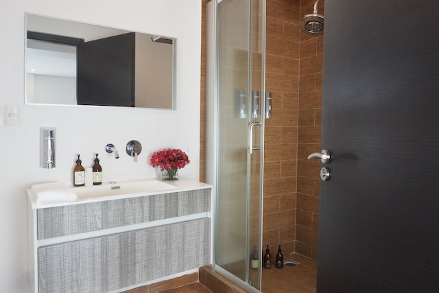 ロフト・シナロア・バイ・ザ・ローカル・ウェイ