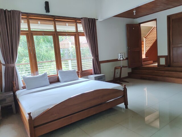 ティルタサリ ナイス ゲストハウス 2