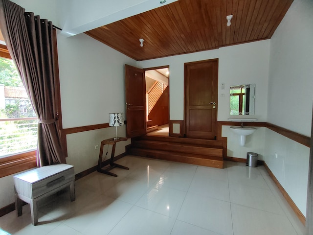 ティルタサリ ナイス ゲストハウス 2