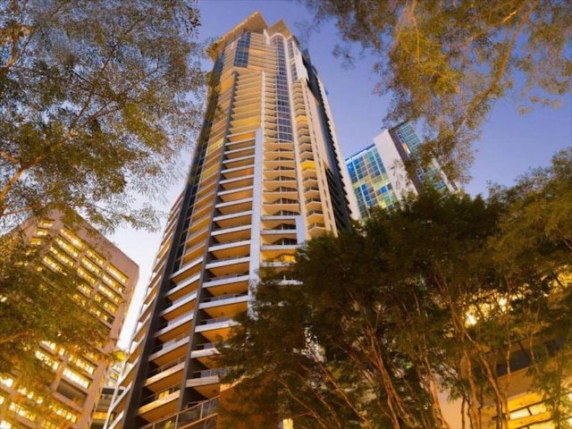 ベッBルーム スタニング ビューズ CBD プール ジム ネトフリIックス