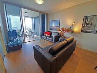 ベッBルーム スタニング ビューズ CBD プール ジム ネトフリIックス