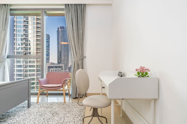 ラグジュアリー BnB ブールヴァード ポイント タワー I ダウンタウン ビューズ