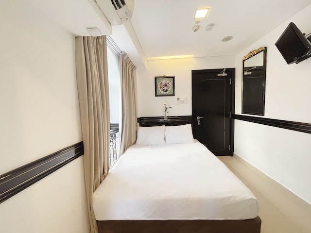 ザ スヌーズ ホテル マリン パレード