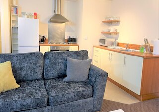 モッシュ ホームズ 01