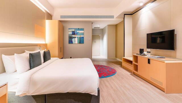 M ワールド ホテル