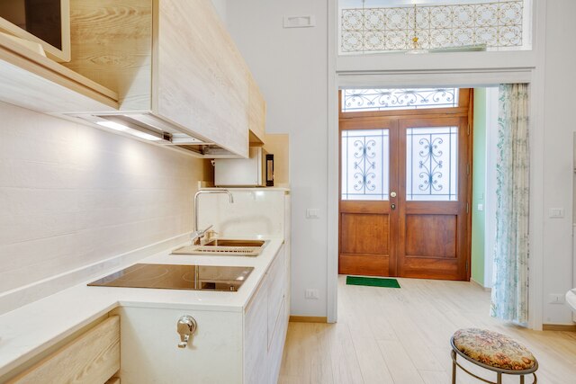 マダム バリ アパートメント  ステップ フロム ザ シー