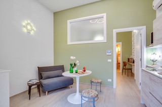 マダム バリ アパートメント  ステップ フロム ザ シー