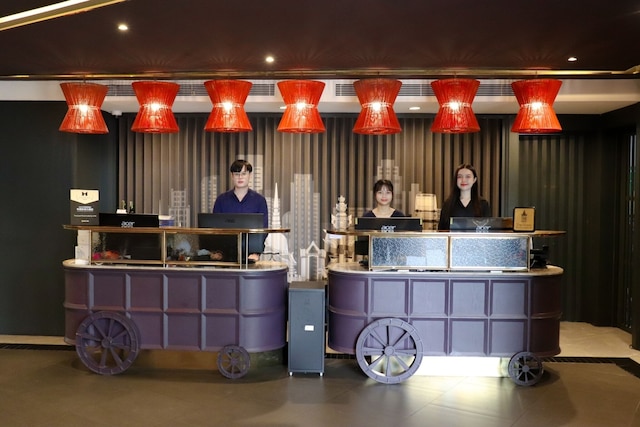 ザ・クゥアート・ルアムルディー・バイ・UHG