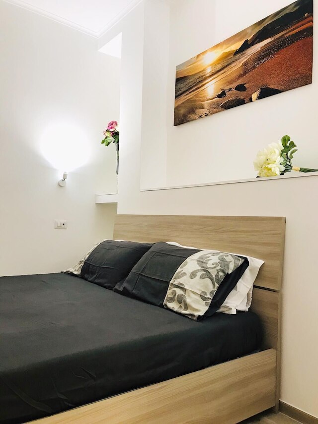 ホリデイ ホーム バイ ザ シー アンド ザ ヒストリック センター オブ ローマ