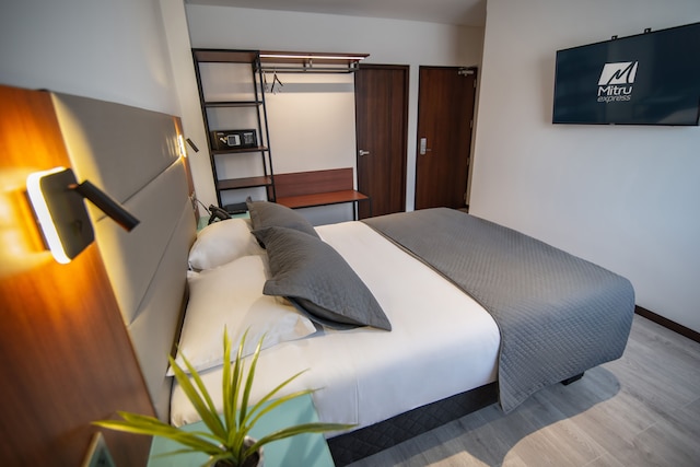 ミトル・エクスプレス