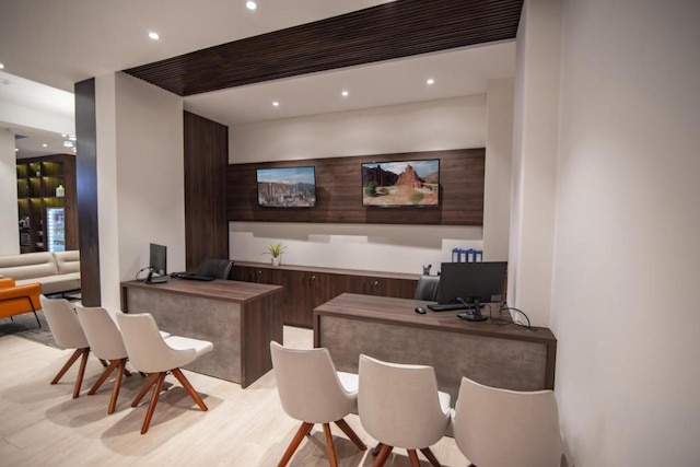 ミトル・エクスプレス