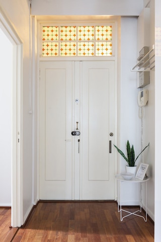 セカンドホームズ コージー & スペーシャス 2 ベッBルRム アパートメント