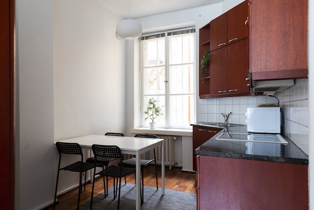 セカンドホームズ コージー & スペーシャス 2 ベッBルRム アパートメント