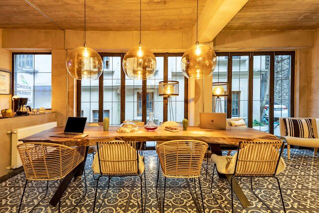 グリーン パロット ホテル