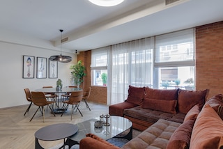 アクロポリス プレミアム レジデンス