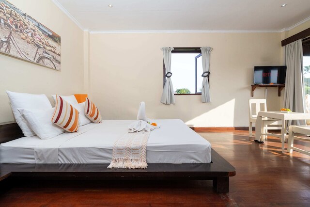 スタジオズ バワ & アタス