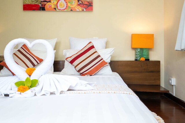 スタジオズ バワ & アタス