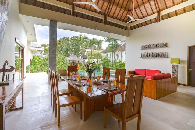 ヴィラ スリアック