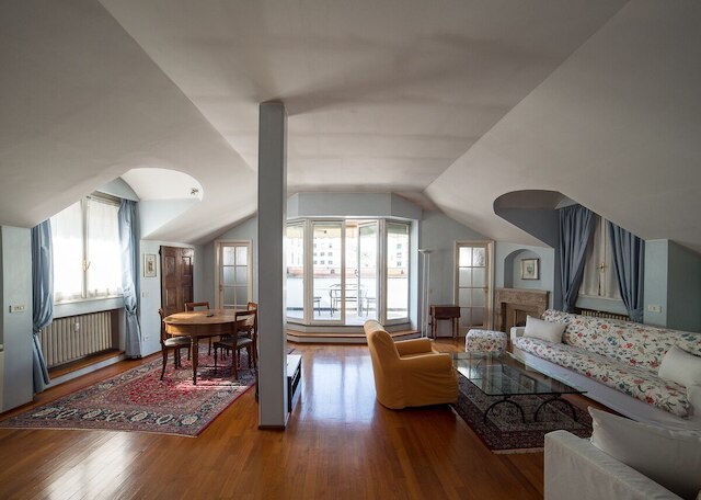 HBホール - ドゥオーモ スイート 7 アパートメント