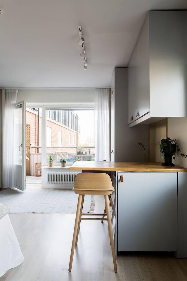 アバァンティ ホテル