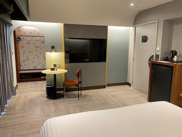 ザ クォーター オンヌット バイ UHG