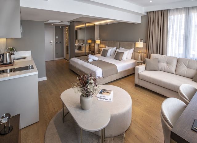 ヴレンテ スイーツ & ホテル