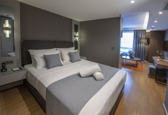 ヴレンテ スイーツ & ホテル