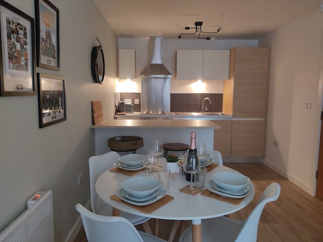 ファンタスティック セントラリー ロケーテッド 1 ベッド アパートメント