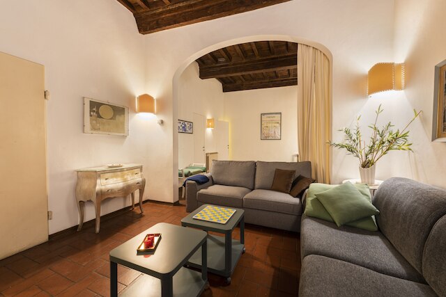 ピッティ スタジオ バイ メガ