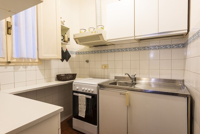 ピッティ スタジオ バイ メガ