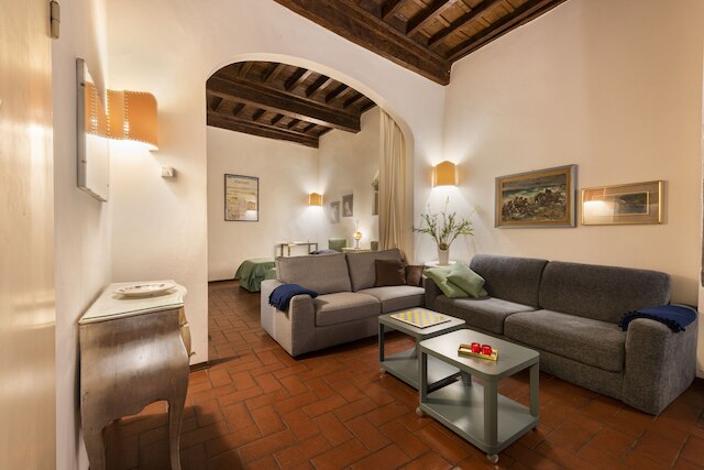 ピッティ スタジオ バイ メガ