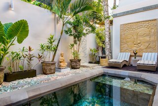 ヴィラ ミケェリナ