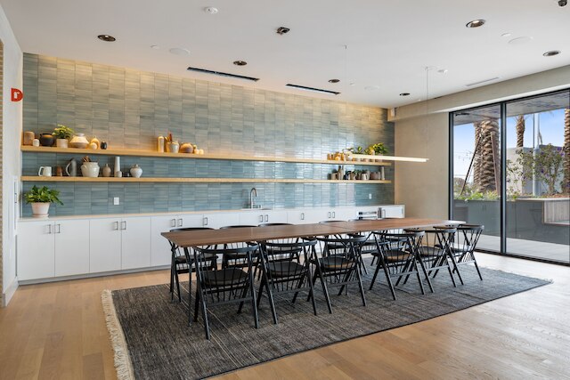 カサ大学-エアポートサンタクララ