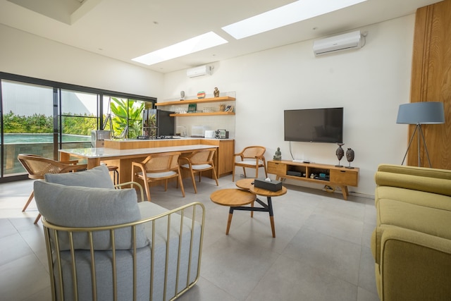 マイトレヤビラ