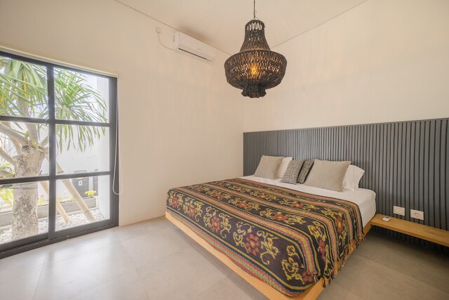 マイトレヤビラ