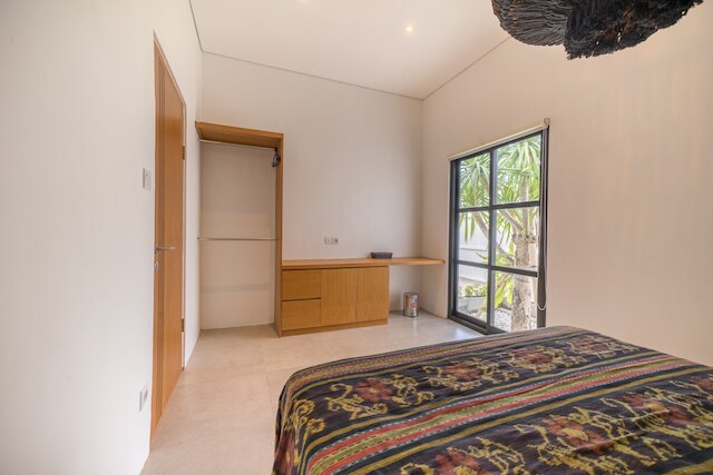 マイトレヤビラ