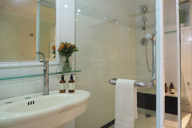 パサヘデアンブルゴバイザローカルウェイ