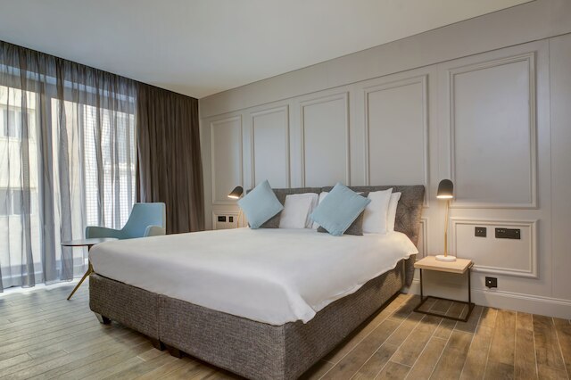 ランズ エンド ブティック ホテル