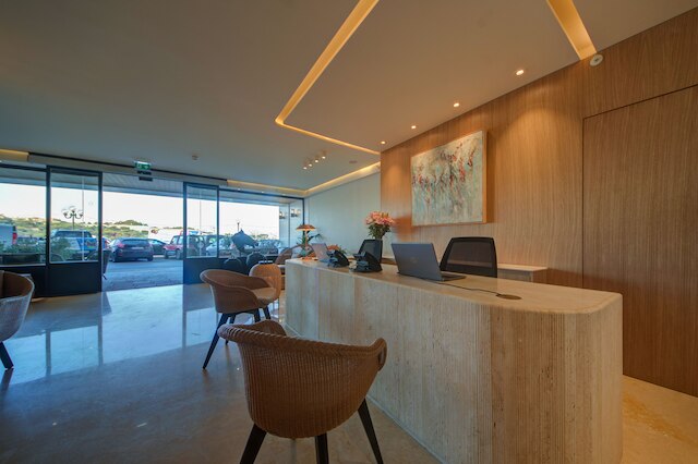 ランズ エンド ブティック ホテル