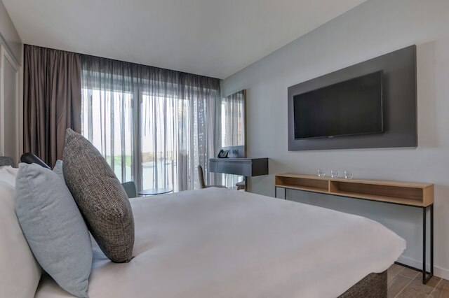 ランズ エンド ブティック ホテル