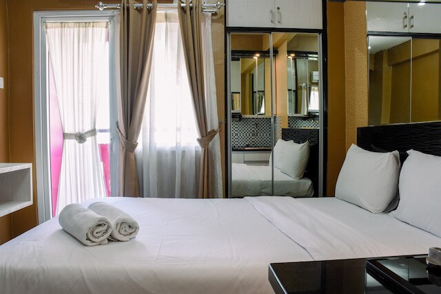 コージー ステイ スタジオ ルーム アット グリーン プラムカ シティ アパートメント