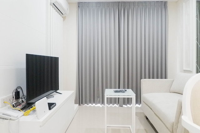 スペーシャス ベッBRム アパートメント アット プラクス